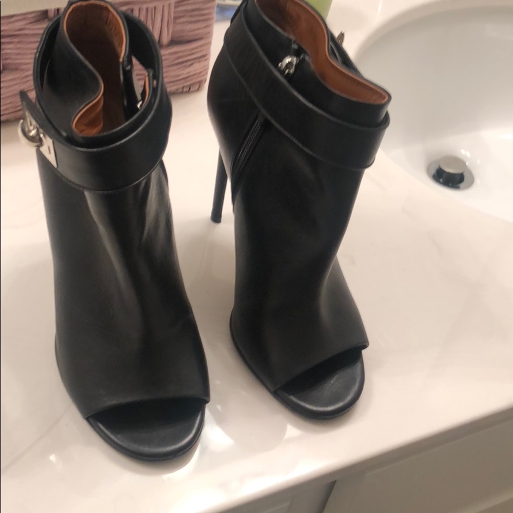 Givenchy booties - Picture 3 of 4